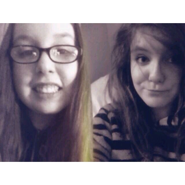 Directioner3 Daydreamer3 Larry shipper3 in love with her3 @Ella_Henderson followed back on 18th December 2012