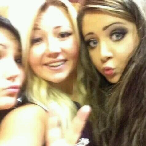 chloeehiggins's profile picture. always take life with a little grain of salt, plus a slice of lemon and a shot of tequila.