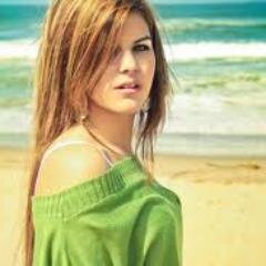 miraate3's profile picture. Bir kadının en çaresiz olduğu an, gözyaşlarını kendi eliyle sildiği o andır.