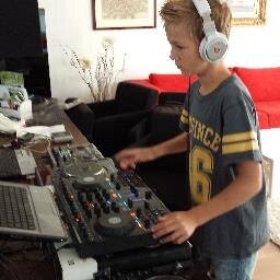 hobby: dj sport:voetbal