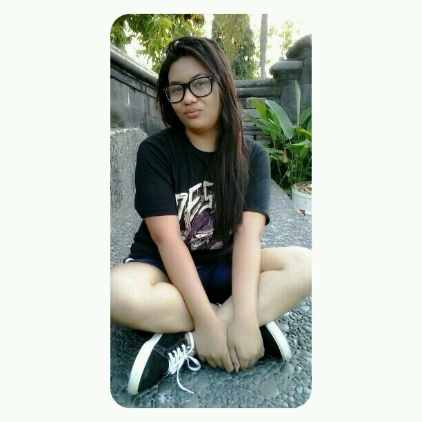 niendyha_R's profile picture. Hello guys :') Call me just nindi ..