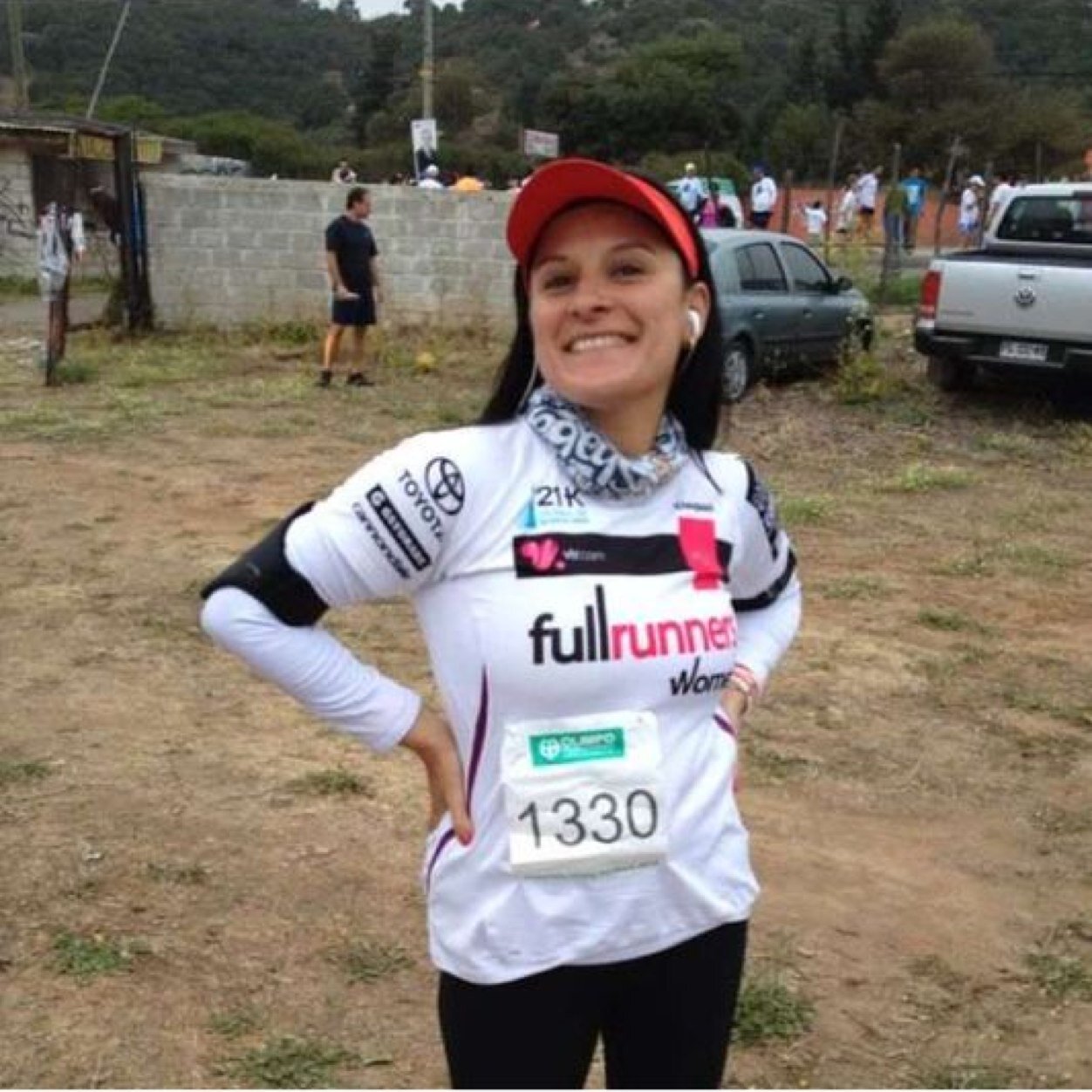 Seca en Derecho...Loca por el running...Maratonista!!! chica tuerca que adora a su BMW 325 IA y mis cuchinas pacita rayitas y catita manchitas...