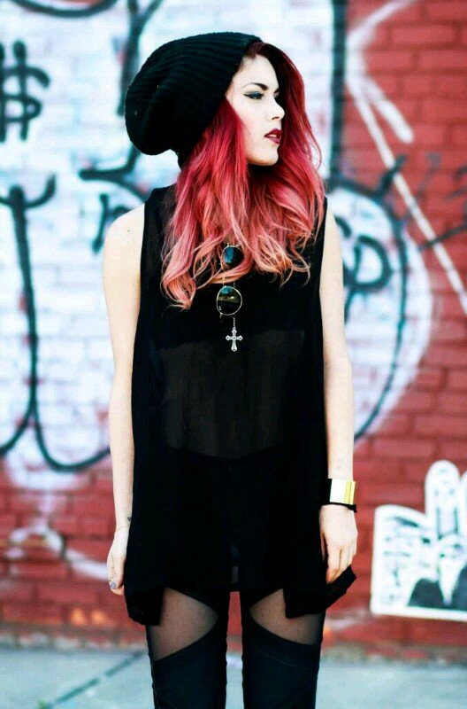 Luanna•single•love me•controllo del fuoco•potere dell'invisibilità•so volare•