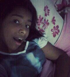 Me abraça, me beija,me ama, me valorisa (8''Marcio Lucas Ferreira Araujo eu te amo !!