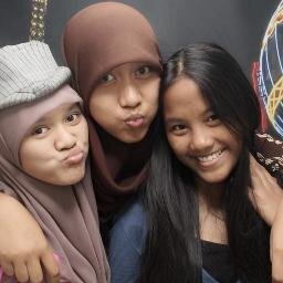 anisaaprilla3's profile picture. I LOVE ALLAH, FAMILY, @nichannisaa, @tessa_claudya , @tiatmr_aja , beetoobee, TORPAN, @coboyjr :) i hope we forever