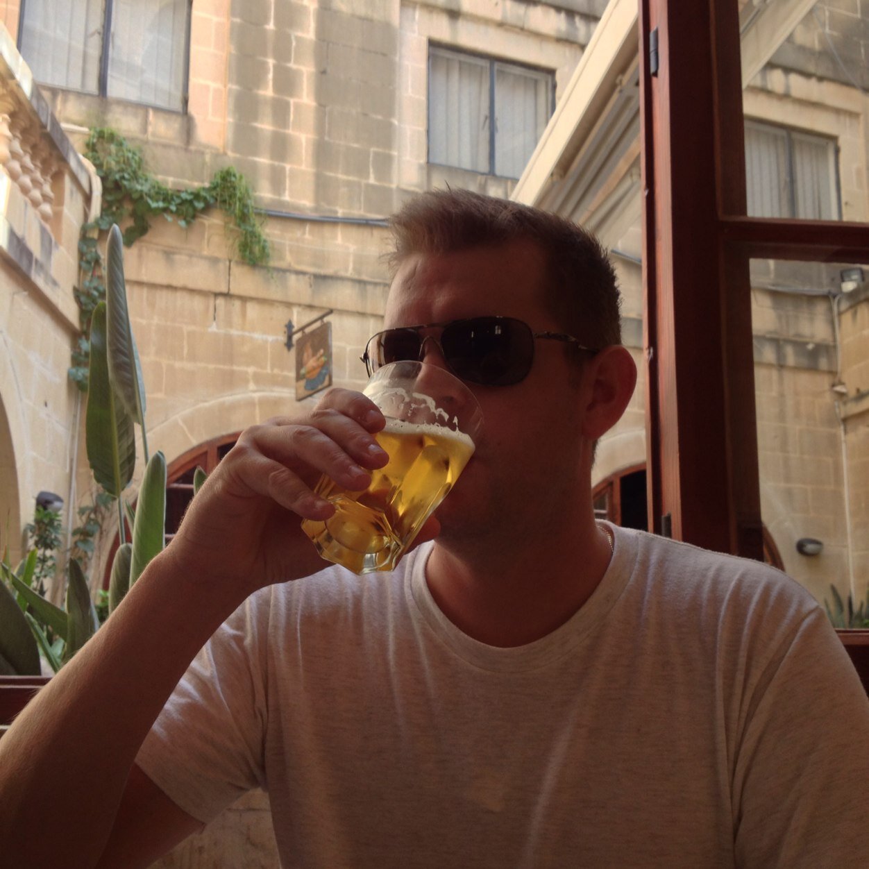 Craft Beer Facilitator @Broadheadbeer Tweets are my own