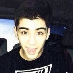 hi. go follow @niallerwins_ . she follws back xx