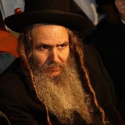 ראש מוסדות חוט של חסד - מחבר הספרים 'בגן האמונה', 'בגן השלום' שעריו בתודה ועוד...Autor of the books Garden of Emuna, Garden of Peace, Garden of Gratitude etc'