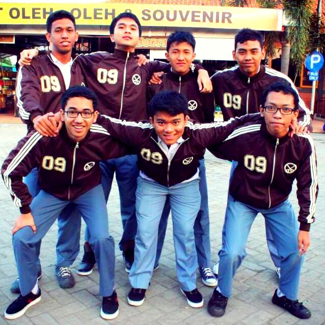 nafiarwht's profile picture. Trust Nobody, Trust Yourself | DELTA | TeensExFour 10412 | XIISCOUR