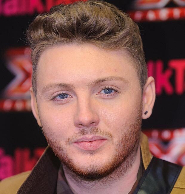 James Arthur is my life , so are books and the hunger games // 16