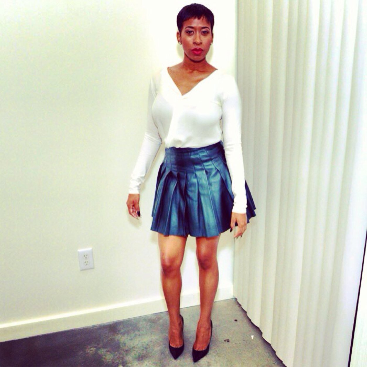 Uncertified sommelier. Food connoisseur. Host of Hush Dinner Club @hushdinnerclub