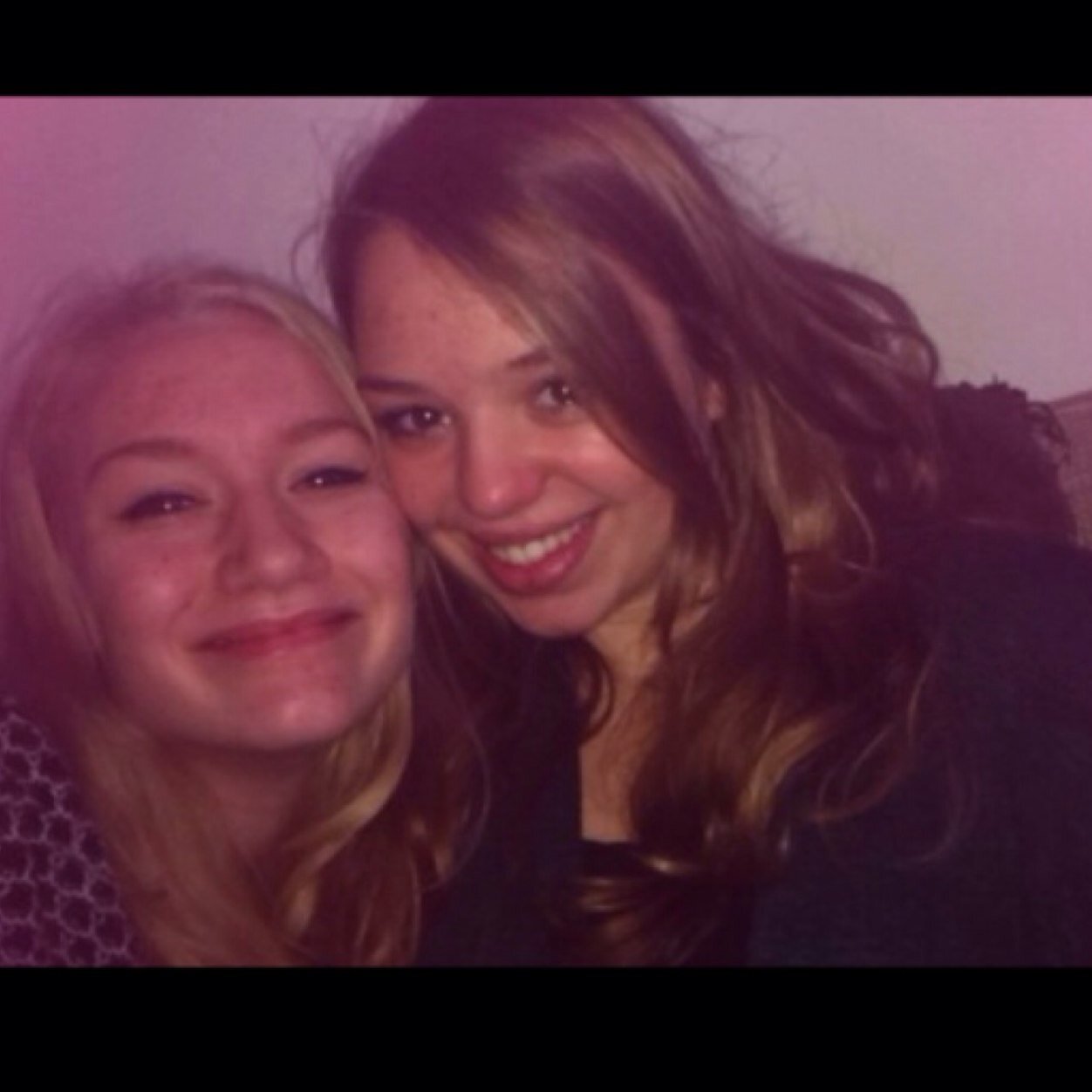 vriendinnen staan niet in me bio maar zitten in mijn broekzak doei