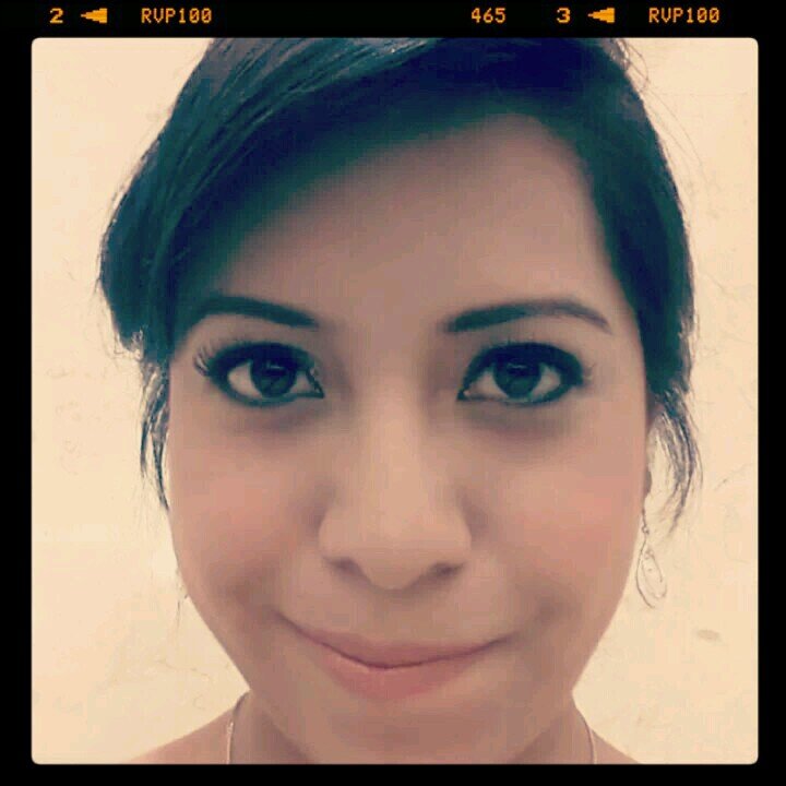 452Nini's profile picture. ~Extraña combinación entre un conocimiento extenso,una reflexión muy fuerte y un amor complejo