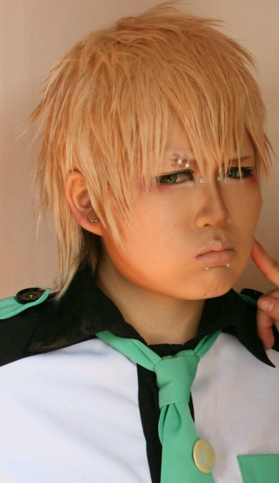 むに、と読みます。コスプレ/下品/下ネタ/病み有ります。母を亡くしたばかりなので、病みTLに入ることあります。よろしくです(´¬`)