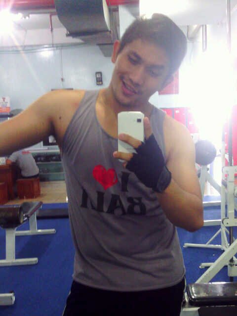 Uglemen's profile picture. Love MOM ..| SINGLE cr pacar seriusan  , 083829385258 (WA)