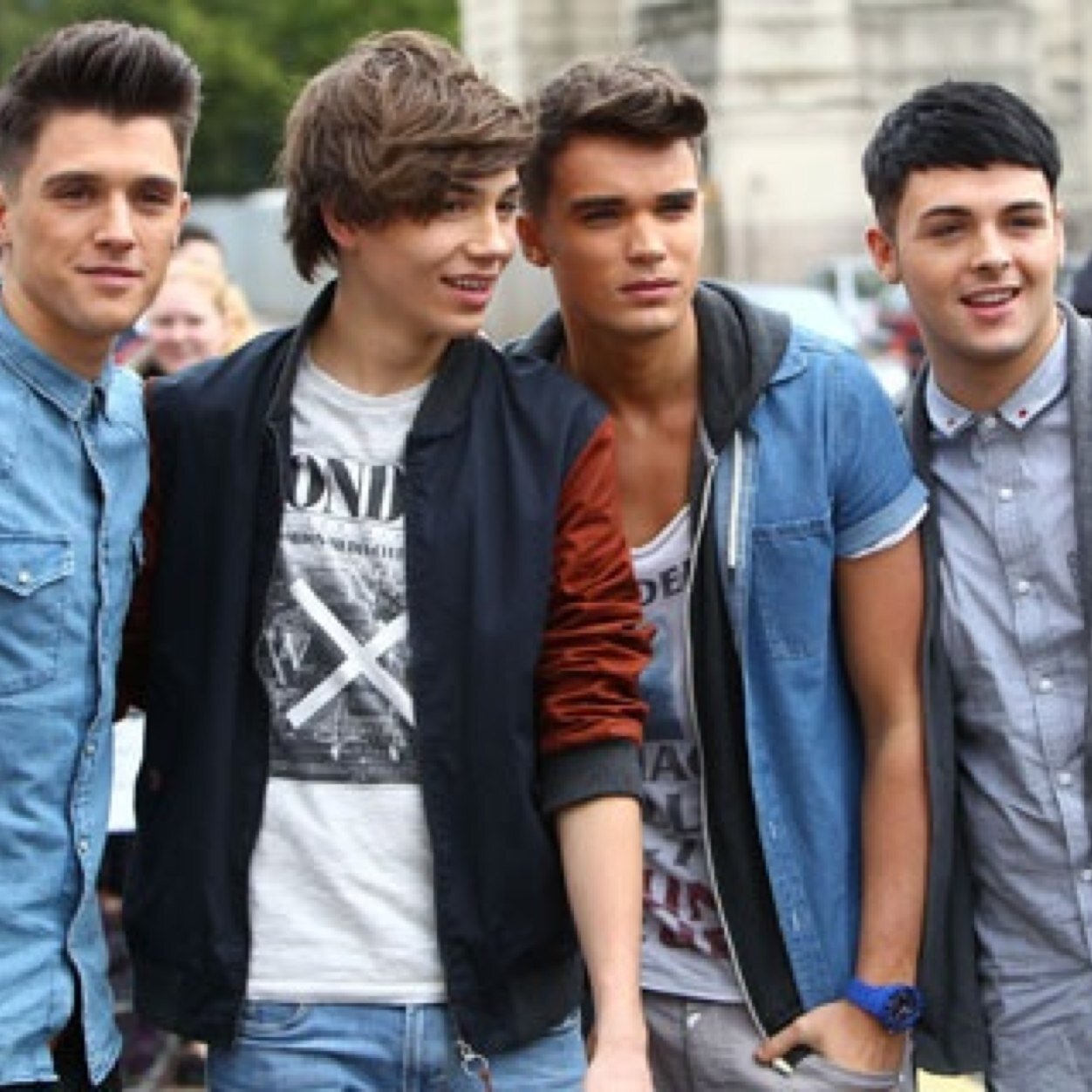 Cuenta de apoyo a cuatro monitos. UNION J.