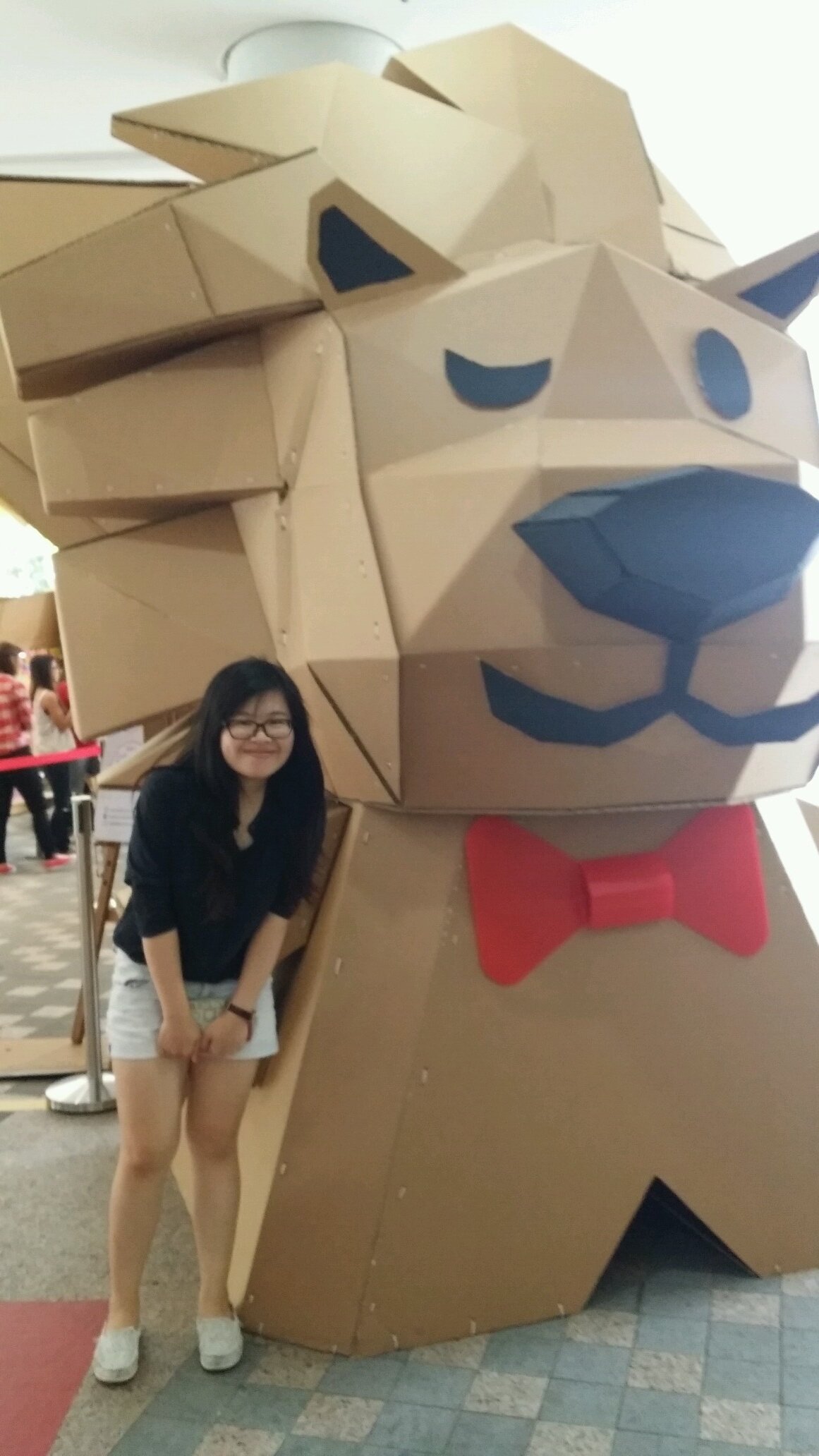 Charloxl's profile picture. If Naya is dating red M&M, she might just date a green one.