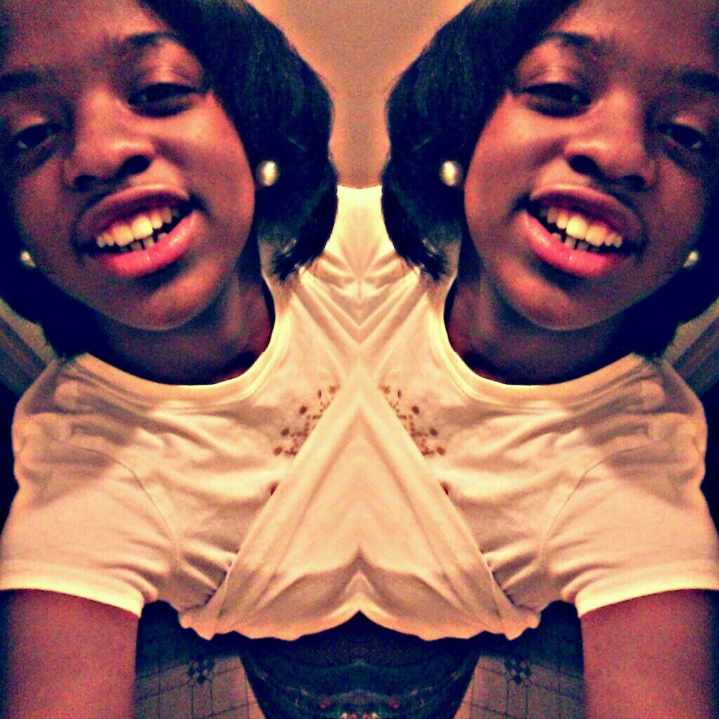 Add me on favebook Medina Davis follow me on instagram xox_Medina