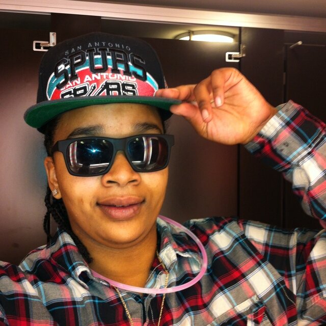 MONEY BE THE NAME DON'T ASK ME HOW I GOT IT 

#TeamLightSkin..
#Team90'sBaby..
#TeamCancer♋
MENTION FOR A FOLLOW BACK!!