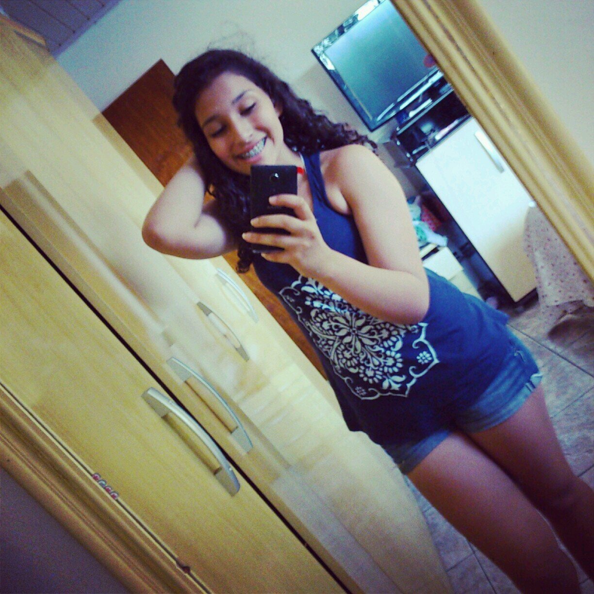 Vim dizer que amo meu chato @fe_vasconcelo e minhas gatinhas @RafaelaWosch e @_CunhaCarol s2DIRECTIONER s2 CORINTHIANA