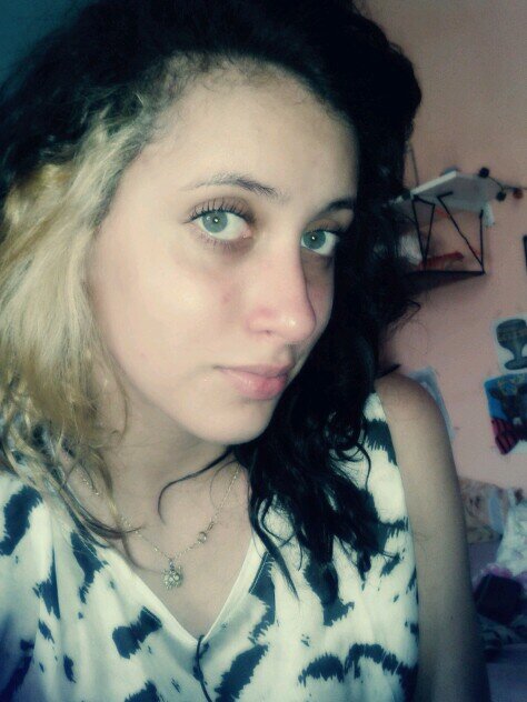 Uma Pin up.
Instagram: yeahmira kik: yeahmira Tumblr: http://t.co/XhxoYhIRJg insta:yeahmira