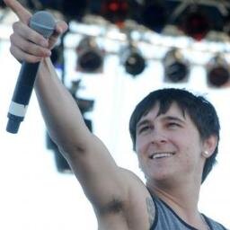 Our goal is to spread Mitchel Musso throughout the world wide web! We support you & your family! Follow them: @mitchelmusso @Kathy_Musso @TheMasonMusso @stitch5
