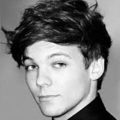 ♡ pretty please follow @Iovelyboyharry because she just gave you a free follow. thank you, ilysm. ♡