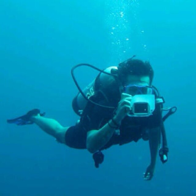 MuhammadAndi's profile picture. Half banker, fulltime engineer