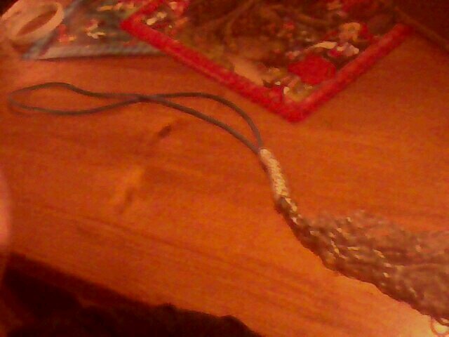 Wij zijn HorseShopEU wij maken Neckropes, Maneclips en halsters .Kleur kan gekozen worden en met gliter.  wil je iets bestellen? horseshopeu@gmail.com
