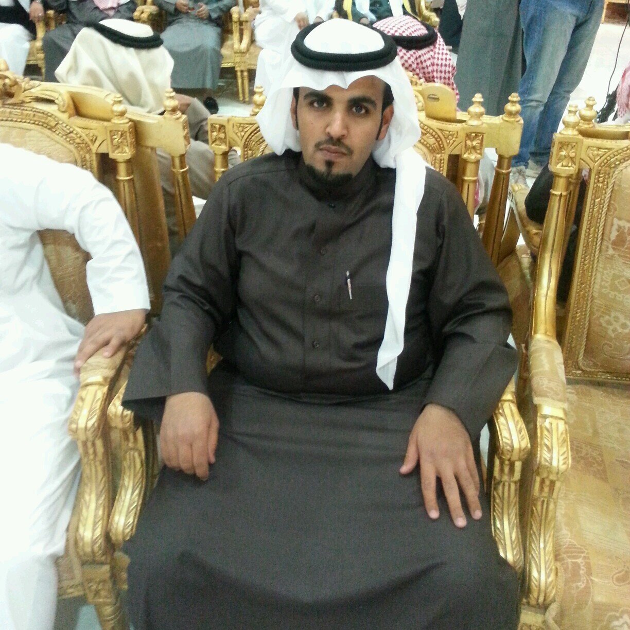 ‏‏لاتكثر التفكير،،،،والله ولي التدبير