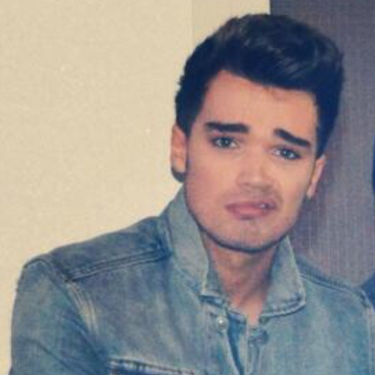 Josh ☼ / 4