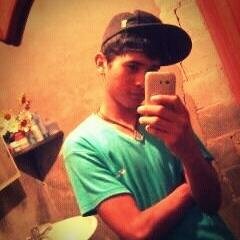 Yo doy lo mejor que puedo para asi ser lo mejor de alguien,,!! (Y)