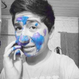 Hola Soy Benjamin Inostroza 
Me gusta : Cantar , Bailar  y Todo lo relacionado con la música :)  
instagram : tenfaburr