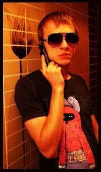 FaeBailer's profile picture. Разбился автобус с депутатами Госдумы. Объявлен траур по автобусу.