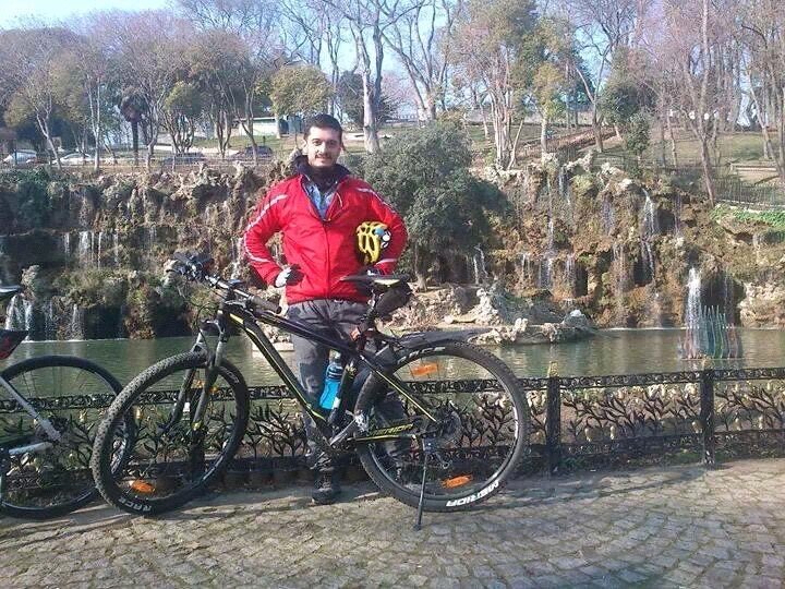 AHMETGENCER's profile picture. 