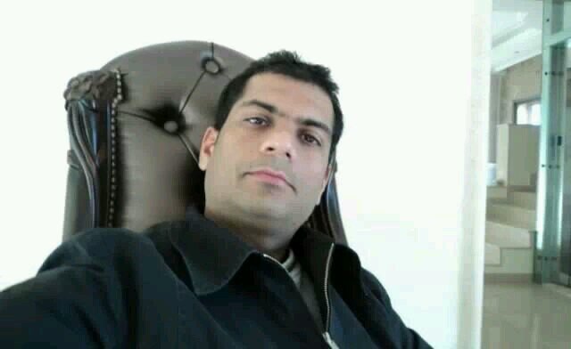 cool and simple persone poora desi boy vehla sire da kum da dakhaa ni toodida chuk de futte