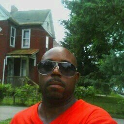 d_sprawl's profile picture. no limitations to getting it in $