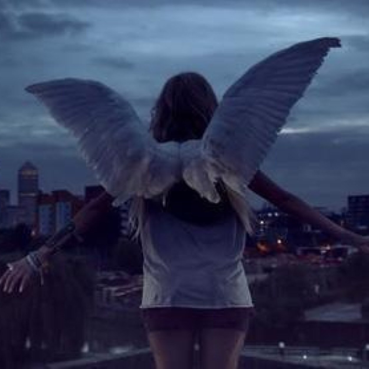 Lapincochon_'s profile picture. mystère