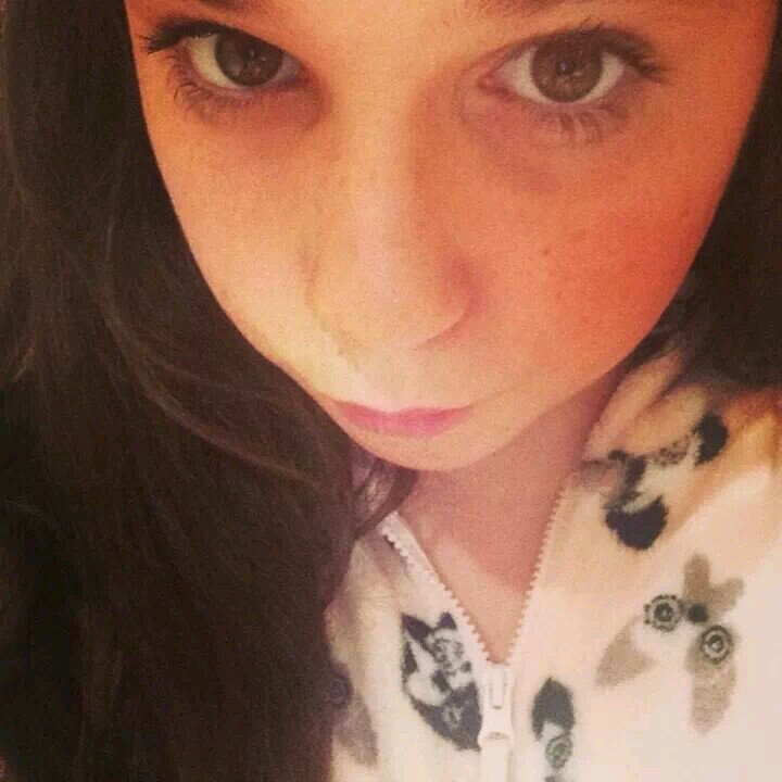 lydiaspence6's profile picture. Follow me on istagram #lydiaspencexx 1 day ⛄️❄️