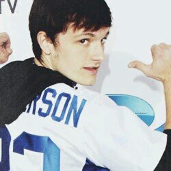 May or may not be Peeta from The Hunger Games. [RP/FL]