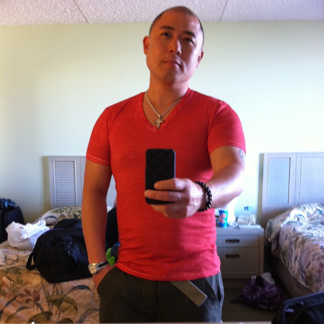 AnseleyL's profile picture. 