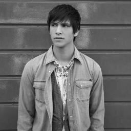 The younger brother. The lover. The fighter. You'll find me with @AmarosHawthorne and @PetraHawthorne.