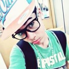 Beija Ou Naum Beija ♫