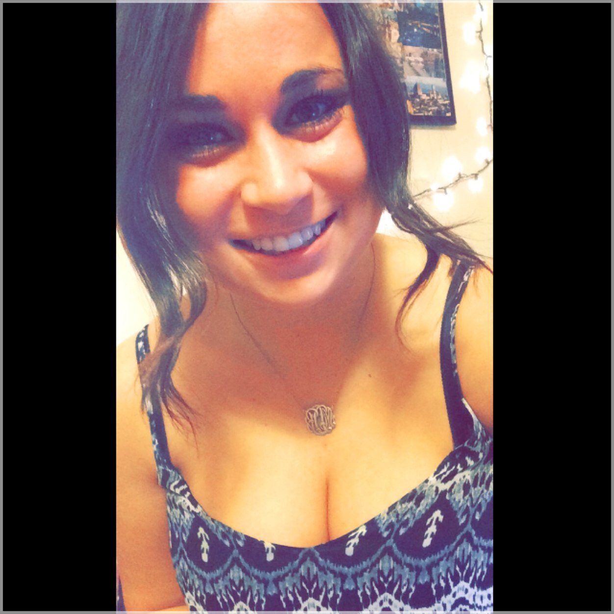 merediithhh's profile picture. We're never gonna be as young as we are tonight.