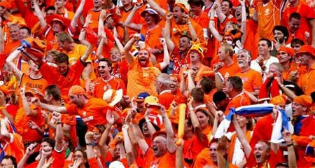 hier vindt je al het voetbalnieuws tussenstanden foto's en veel meer.. Follow us