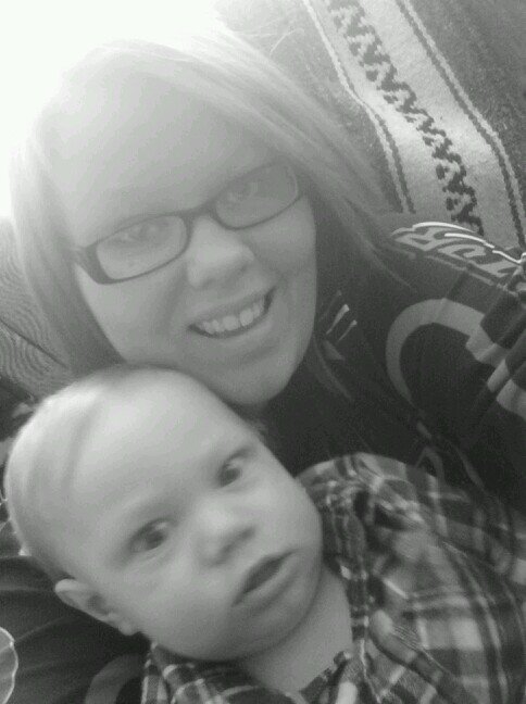 Im Rachelle have a son that is my pride and joy .....im up to do anything and just wanna meet new friend!!!!!