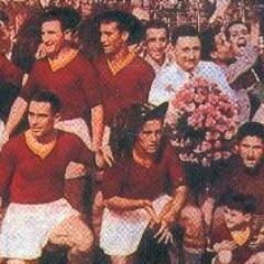 Fotos, vídeos e historias clásicas de la AS Roma. Manejado por @ffloresp