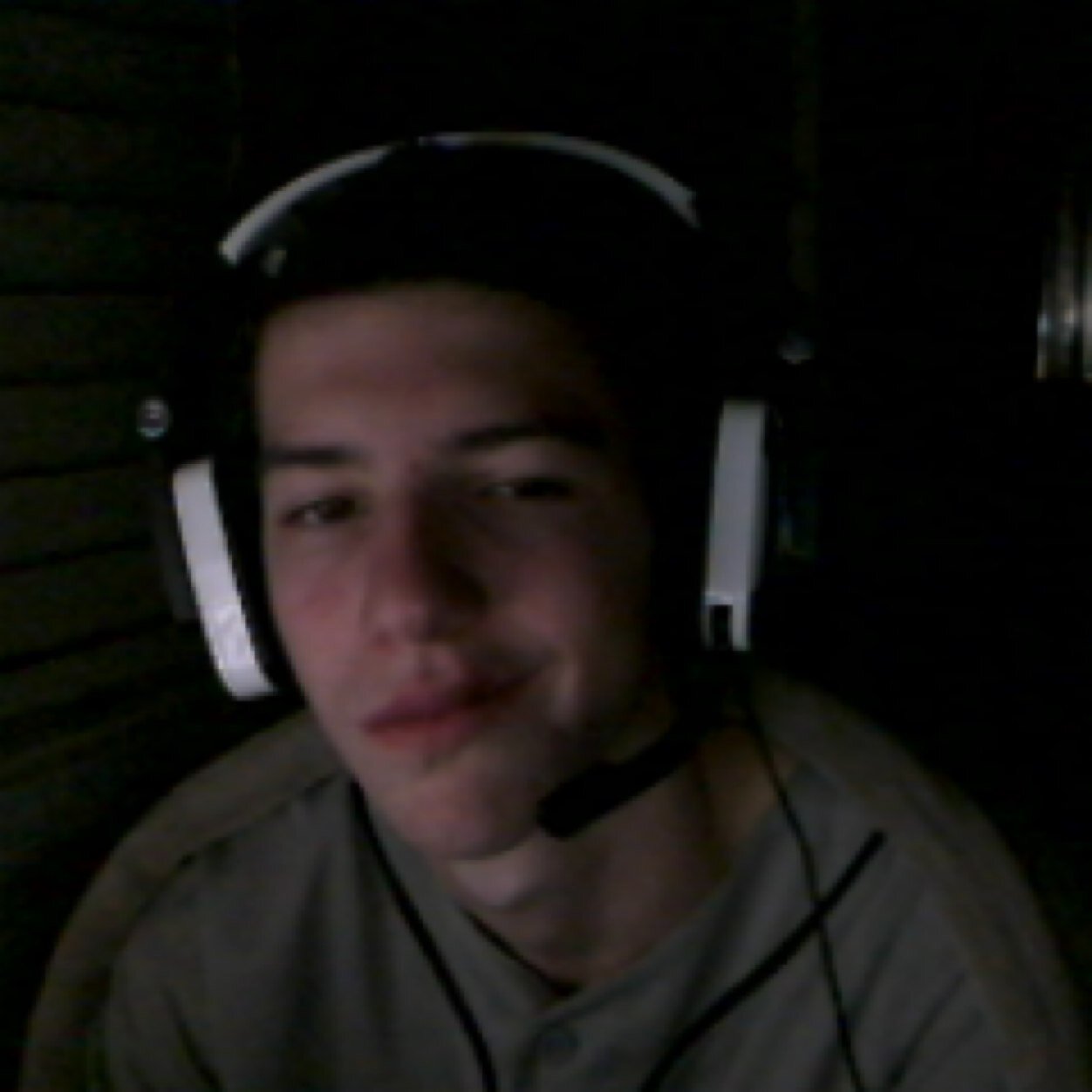 Diamond ADC, Playing for Executed Level One!
Watch my stream and enjoy some great ADC play.