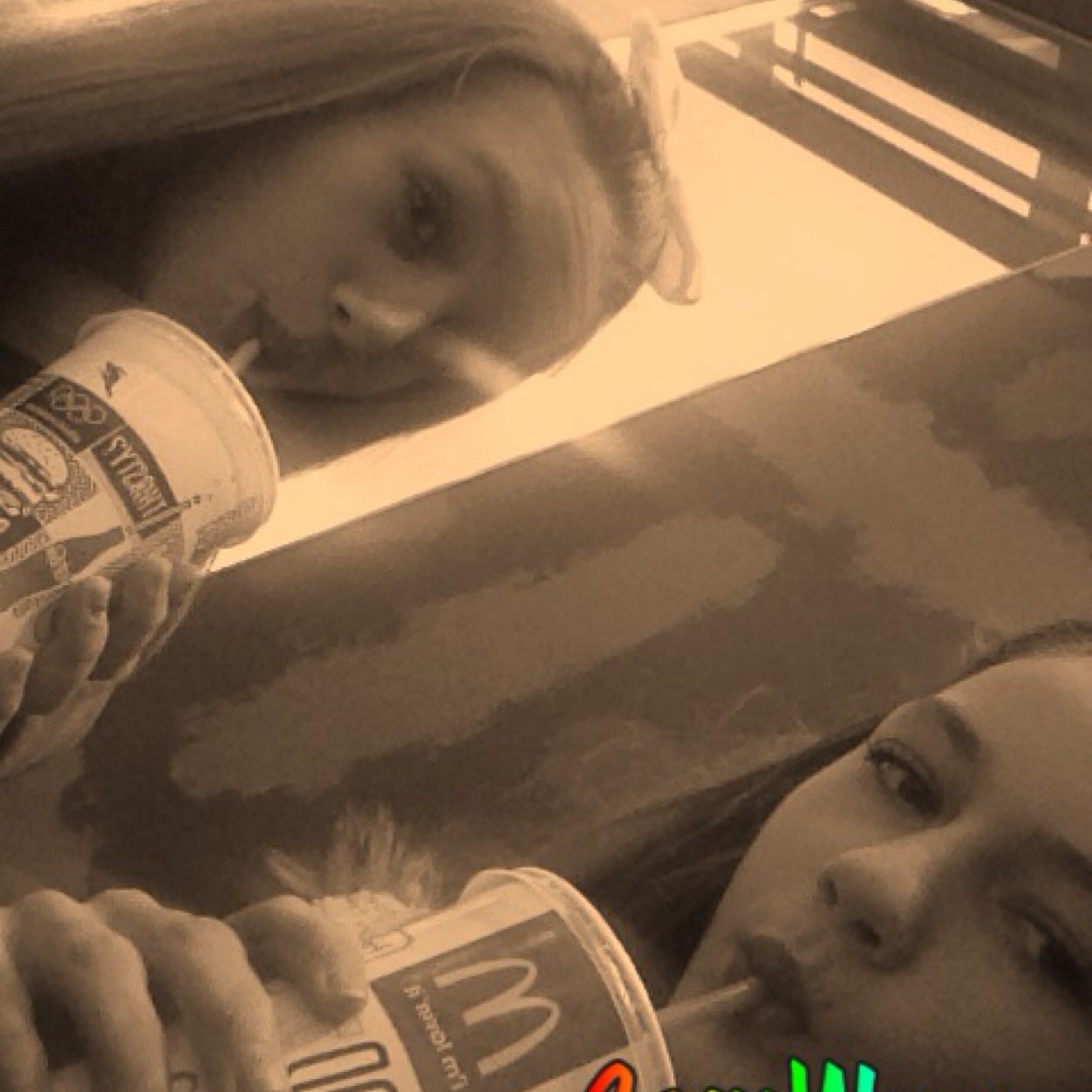 LeylandChloe's profile picture. Follow me and ill follow ye back