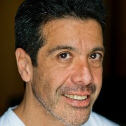 London-based actor & voice over artist. From the basis of NeutralSpanish, Julio is the voice of different products and Blueprint Company names in LatinAmerica